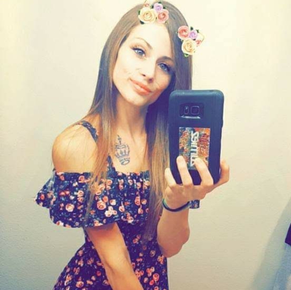 Meet your Posher, Jessica - Picture 5 of 16